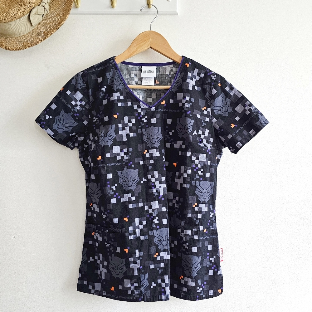 Marvel Avengers Black Panther Cotton Blend Scrub Tooniform V Neck Scrub Top, S